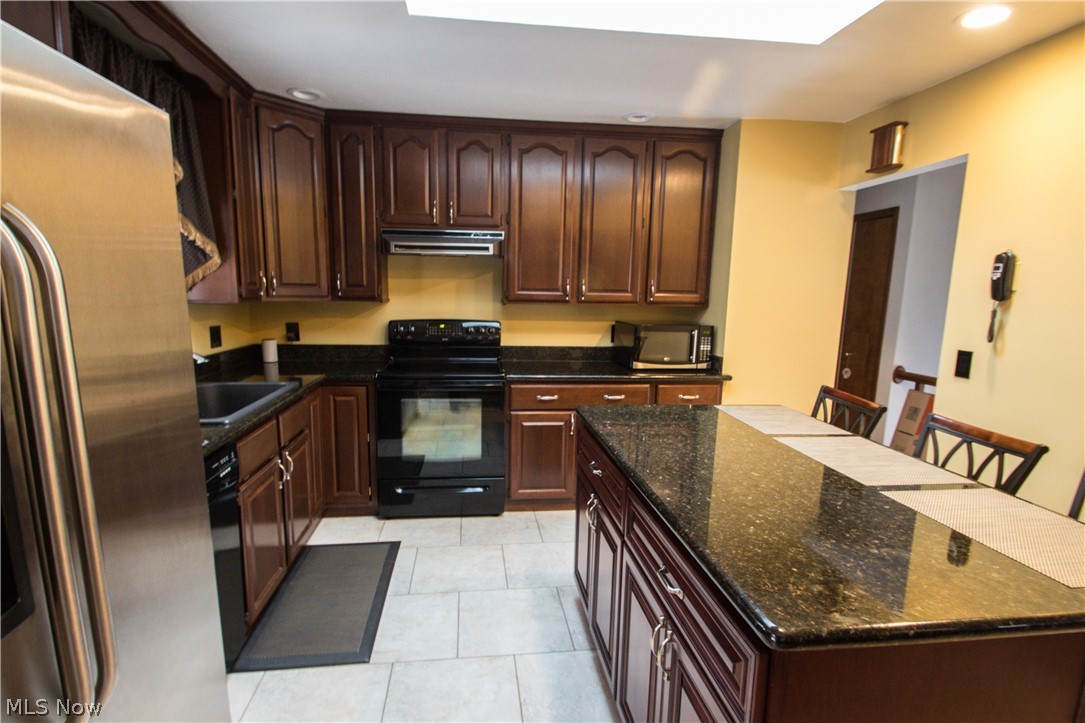 Halle Estates - Residential