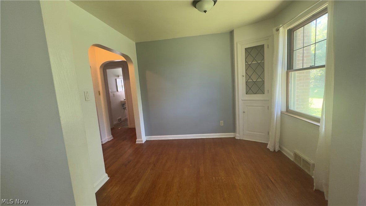 86 Ferncliff Avenue