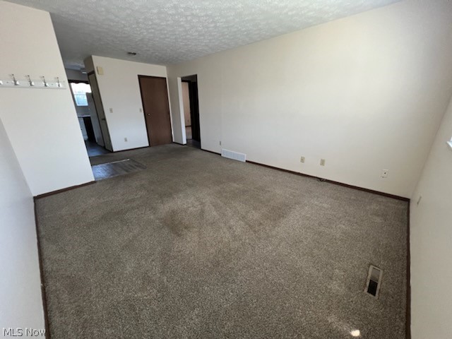 COLONY NORTH WATERSEDGE APT - Residential Lease