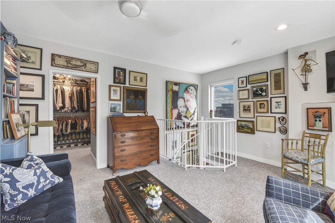 Carroll Ave Condo - Residential