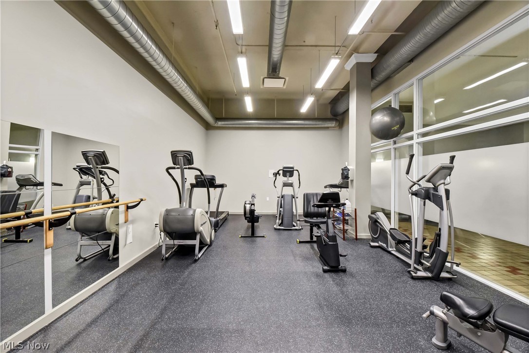Carroll Ave Condo - Residential