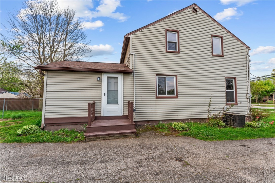 414 N Main Street, Wellington, Ohio image 16