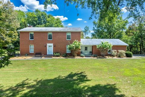 Homes For Sale - 1252 New England Ridge Road<br/> Washington, WV 26181