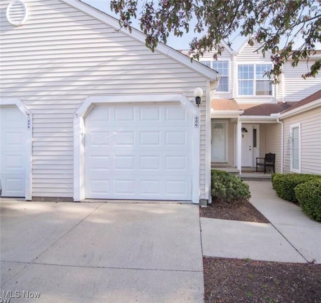 Photo of 80 Canter Lane #C, Northfield, OH 44067 (MLS # 5184655)