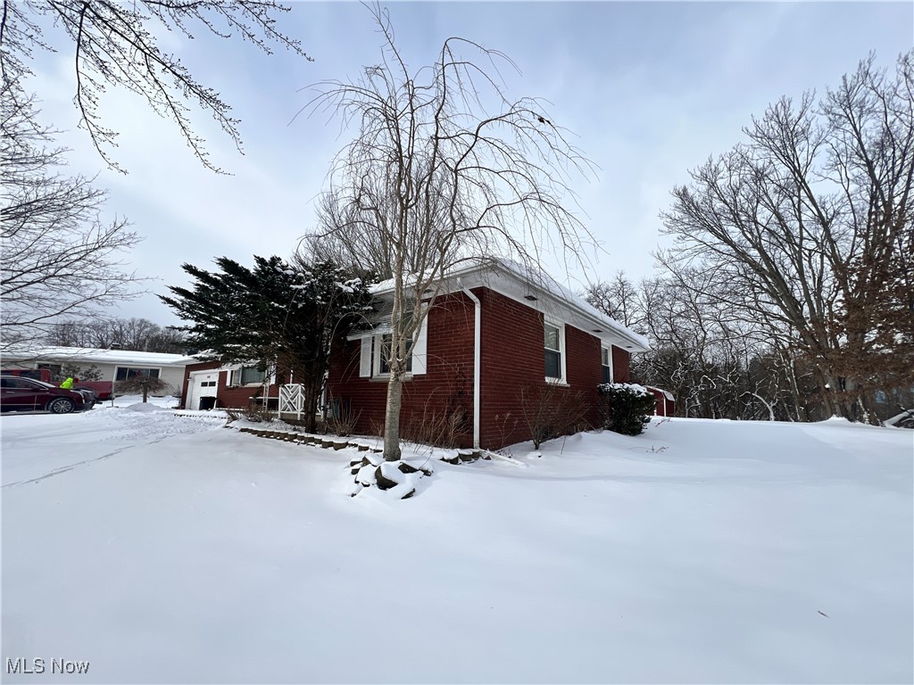 543 Knollwood Drive, Ashtabula, Ohio image 4