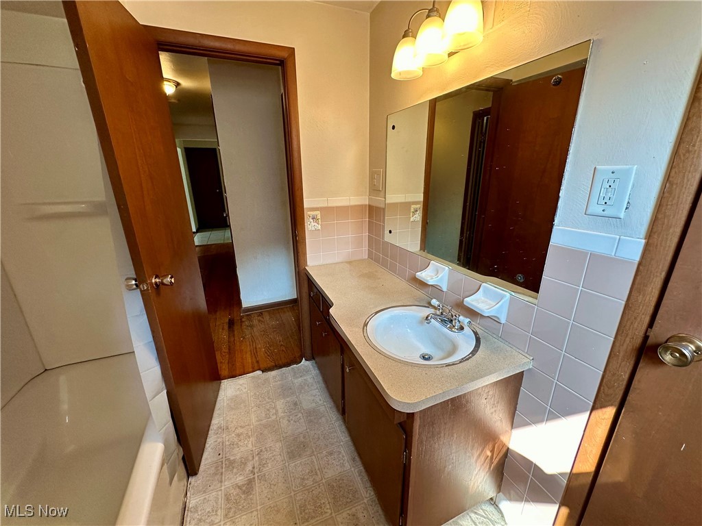 Liberty Manor 02 - Residential