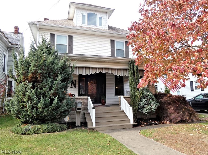 Come fall in love with this Classic 2 Story Home that displays pride of ownership, is move in ready and located only  2 blocks from the City Park. Beautifully decorated throughout, features include very spacious rooms, pretty woodwork, a newly updated kitchen, nicely updated bath, a finished 3rd level complete with separate bedroom and den/media room, a fantastic screened back porch, super nice front porch, a very private backyard, newer windows(all but 2), newer roof and more. The comfort of a Home Warranty is also provided. Make your appointment today.