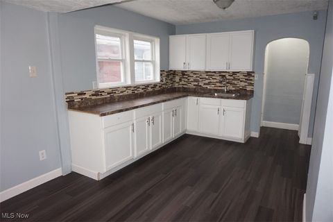 Tiny photo for 3542 W 128th Street, Cleveland, OH 44111 (MLS # 5178430)