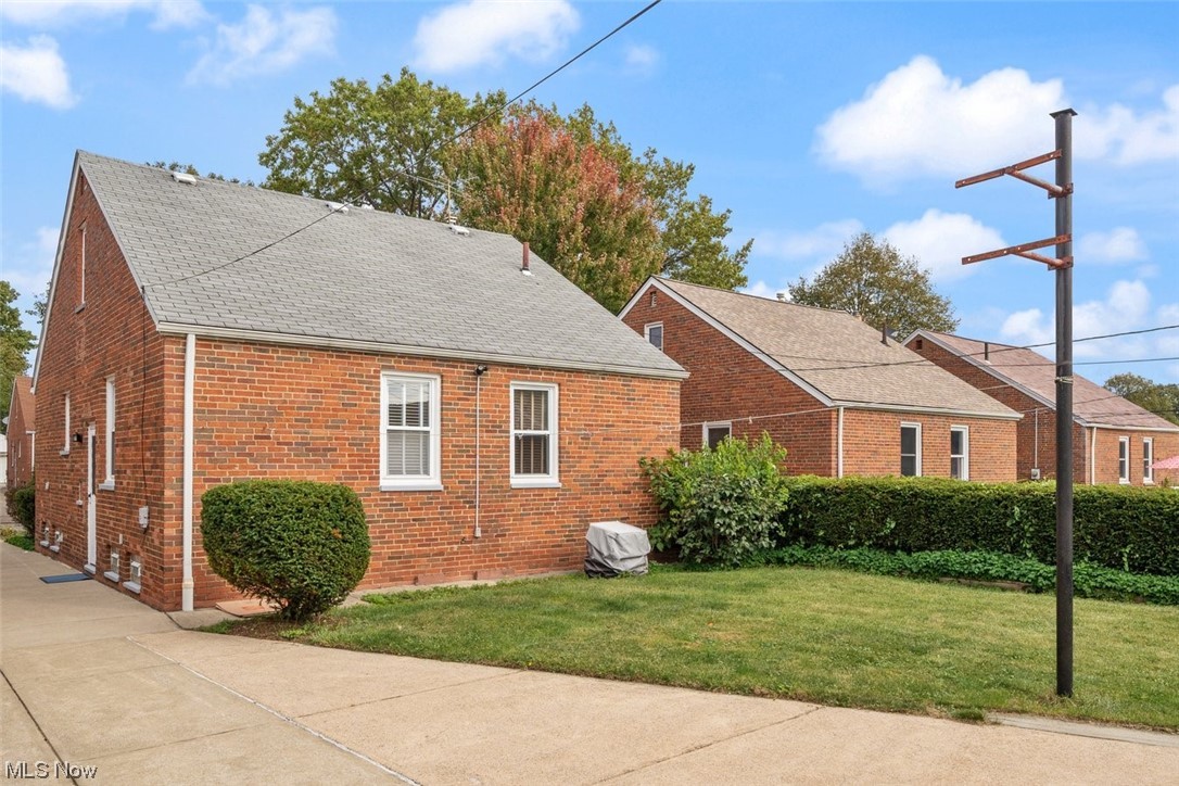 Ridgewood 02 - Residential