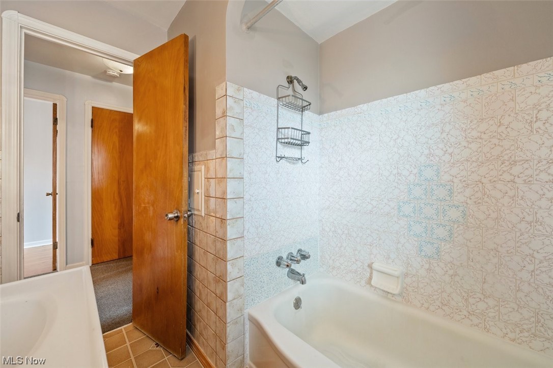 Ridgewood 02 - Residential