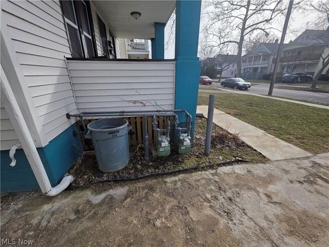 Tiny photo for 513 E 143rd Street, Cleveland, OH 44110 (MLS # 5191593)