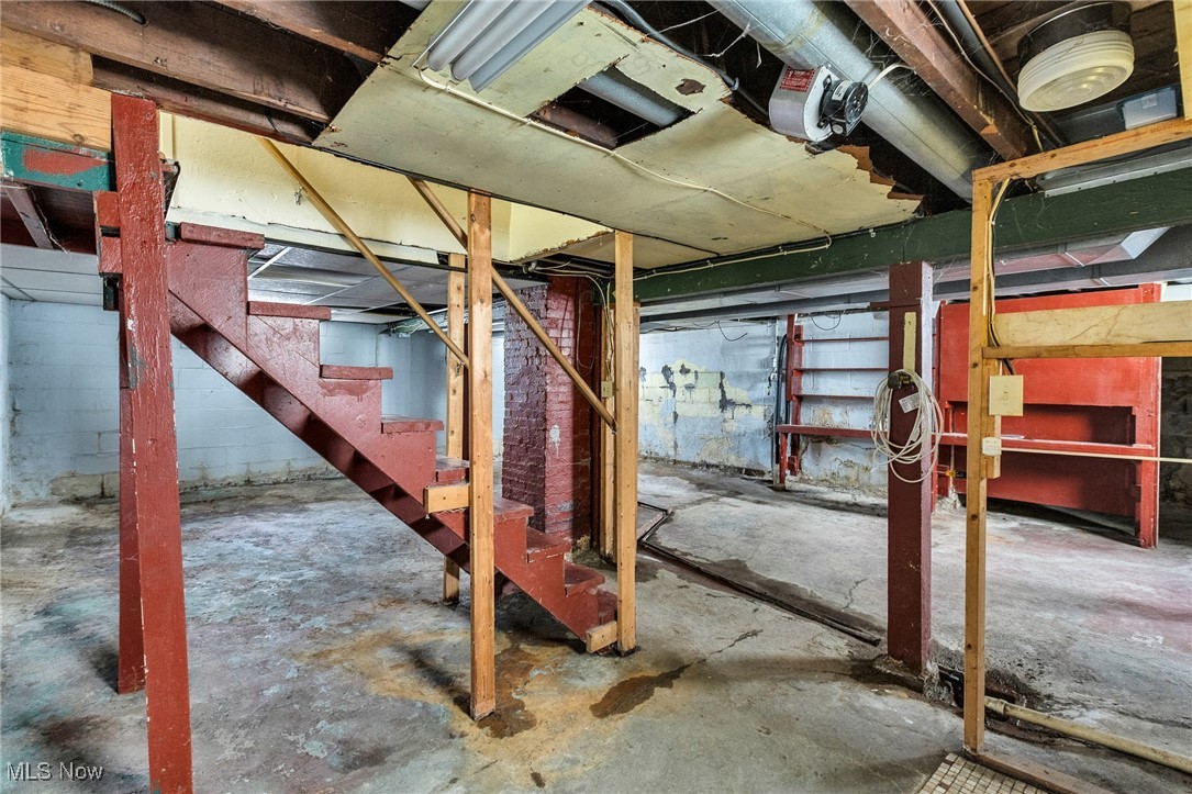 City/Youngstown - Residential