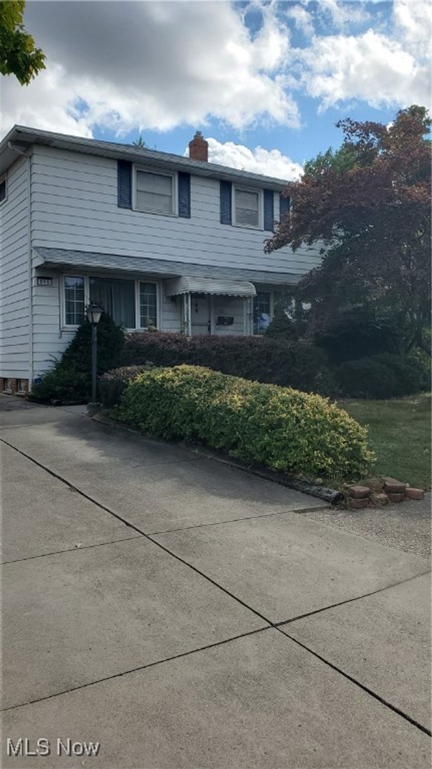 Large 4 bedroom 1.5 bath colonial, fixer upper on a great street! Needs work but has "good bones" Great layout with 4 bedrooms and 1 bath upstairs formal dining room plus eat in kitchen. Office on first floor could be 5th bedroom. Finished basement private yard on dead end street. Could be great fix and flip, or large rental, or just a great opportunity for sweat equity. Home to be sold "as is" Buyer to assume city point of sale. subject to probate approval. Some contents to remain in home.