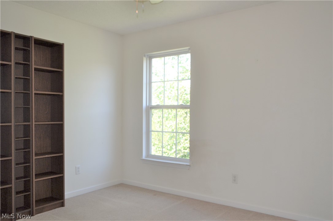 Overlook Condo/Pleasant Lakes - Residential