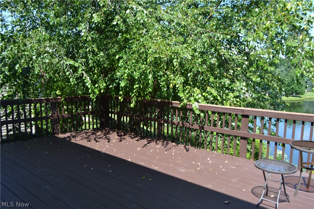 Overlook Condo/Pleasant Lakes - Residential