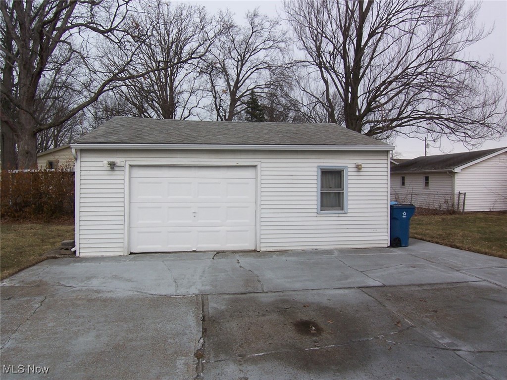 2127 E 39th Street, Lorain, Ohio image 4