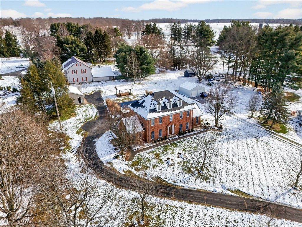 Photo of 40330 Kelly Park Road, Leetonia, OH 44431 (MLS # 5176482)