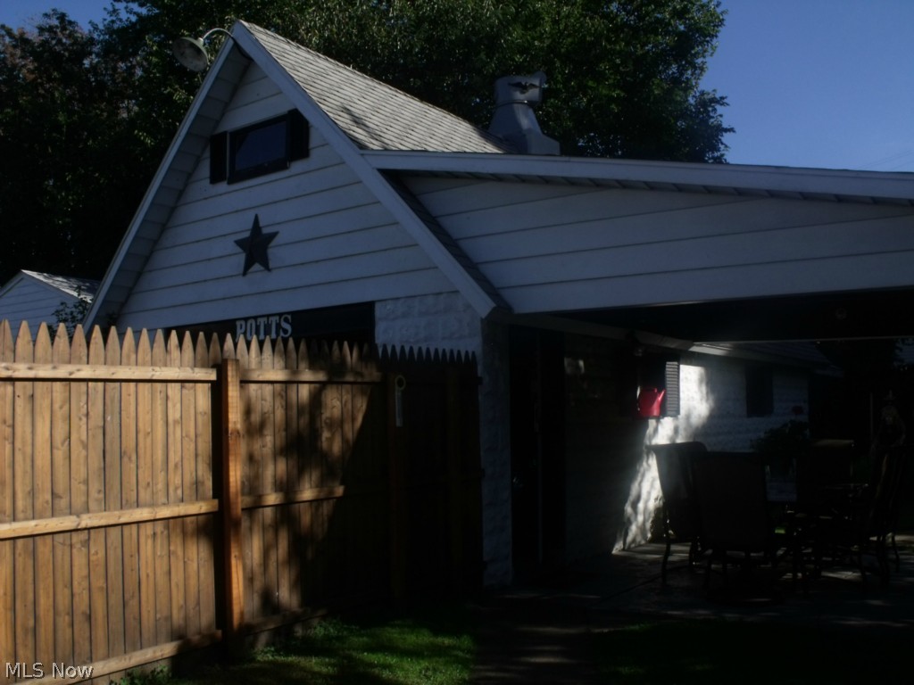 Connecticut Western Reserve - Residential