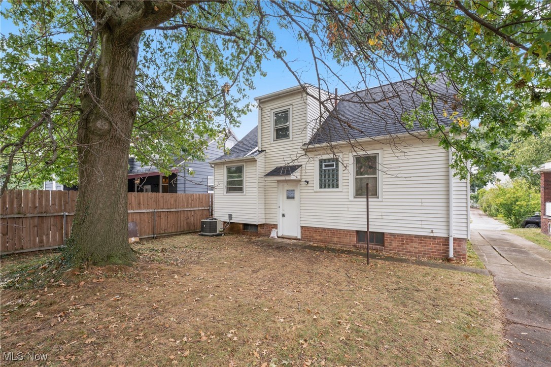 Lorain Gardens - Residential