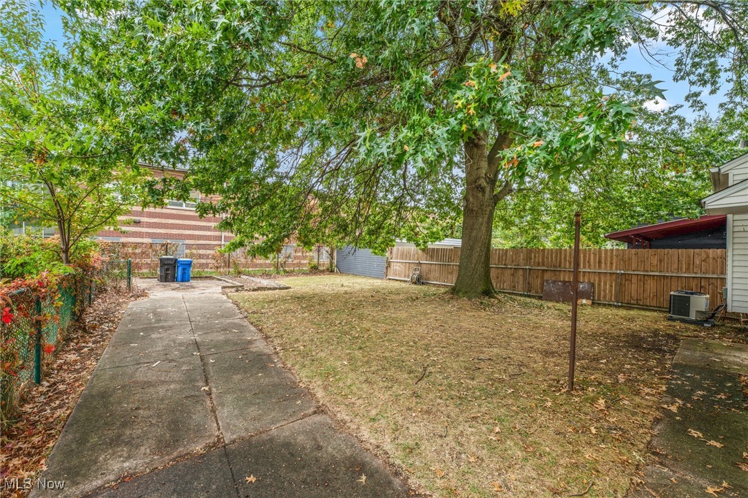 Lorain Gardens - Residential