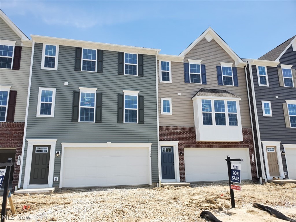 Towns at Steels Corners - Residential