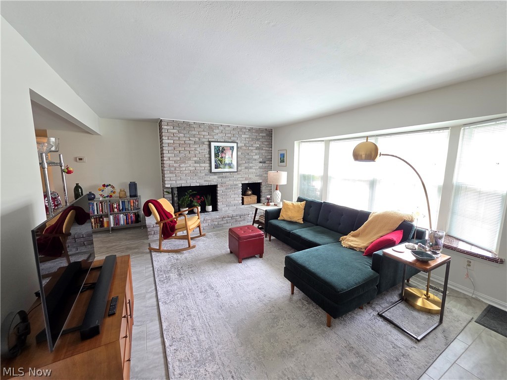 6995 Carriage Hill Drive