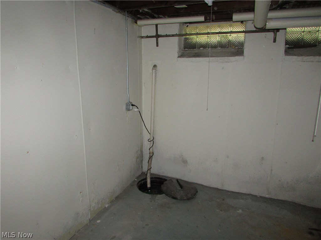 Shaker/Lee - Residential