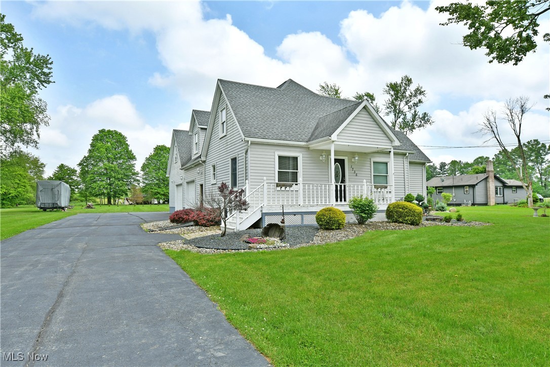 1735 Pleasant Valley Road, Girard, Ohio image 2