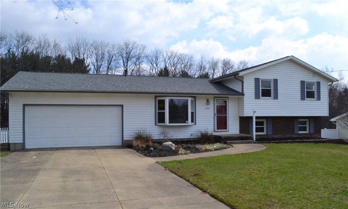 Move right in to this fabulous split level in New Franklin. This home has three bedrooms and two baths with a large office and family room in the lower level. The yard is fenced in and has a large custom composite deck. Schedule your showing today. This is a Fannie Mae HomePath property. Addendums can be printed from the MLS. “First Time Buyers, complete the HomePath Ready Buyer homeownership course on Homepath. Attach certificate to offer and request up to 3% closing cost assistance. Check HomePath Site for more details or ask me. Restrictions apply.”