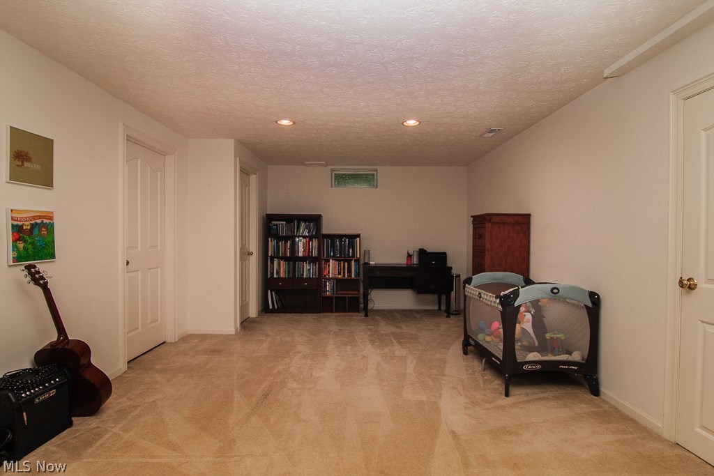 Falls Pointe Clstr Ph 01-B3b - Residential