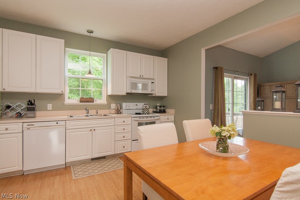 Falls Pointe Clstr Ph 01-B3b - Residential