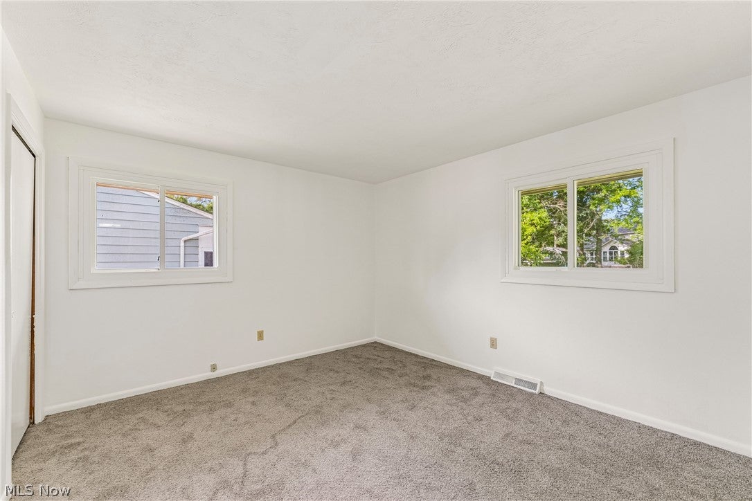 460 Long Street