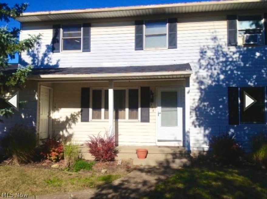 Lovely and spacious duplex available. Great investment opportunity. Property has two units and is fully occupied.