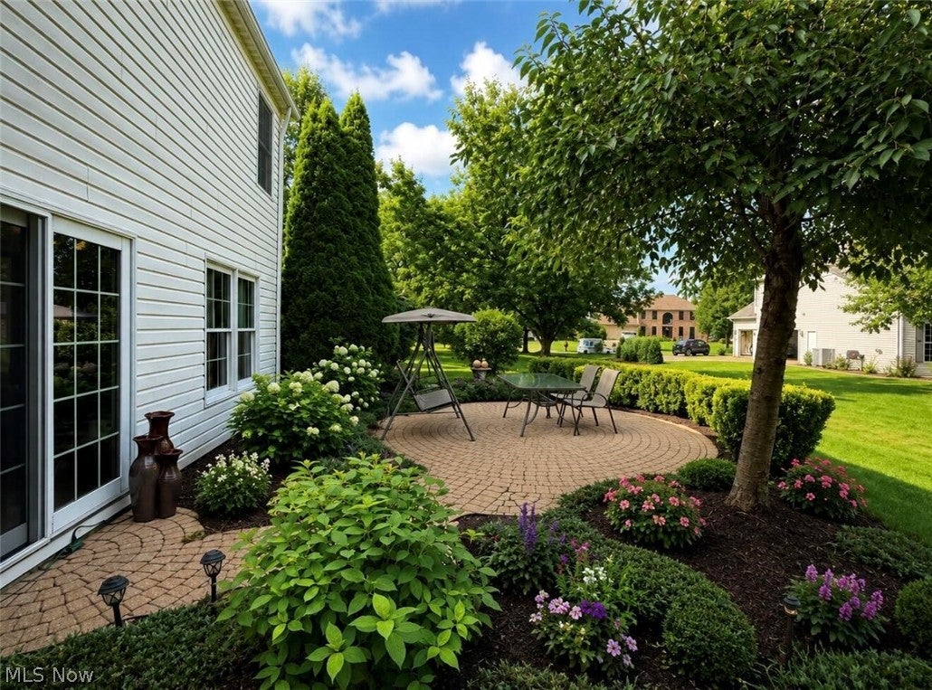 22420 Woodfield Trail