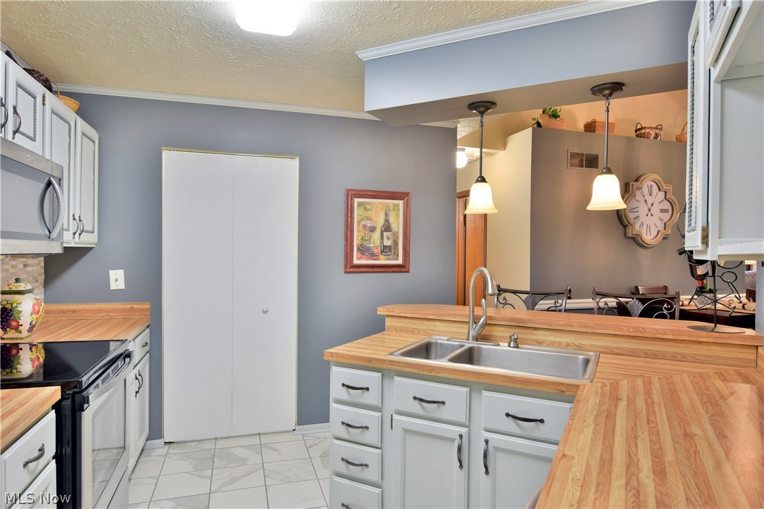 North Woods Condo - Residential