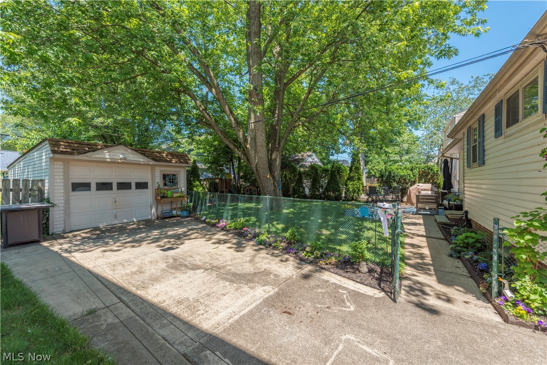 Lake Erie Park Sub/S H Kleinman - Residential