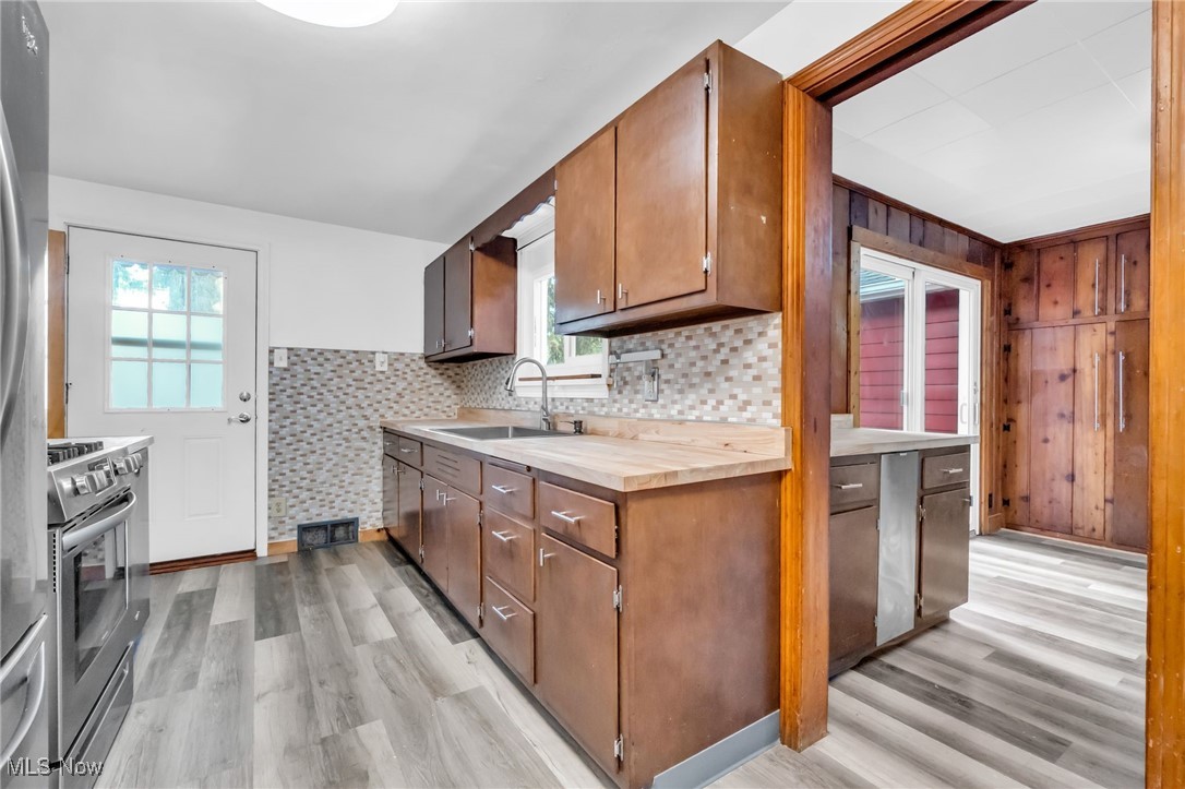 230 Sunset Road