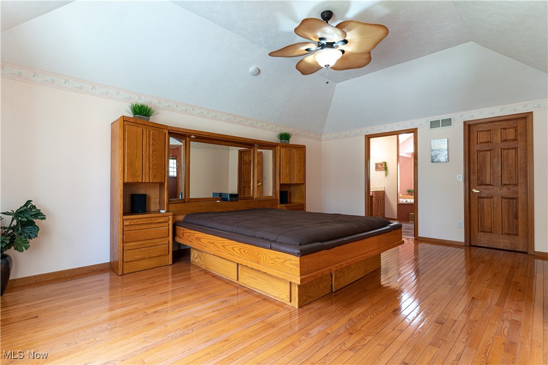 16317 Acacia Drive, Strongsville, Ohio image 7