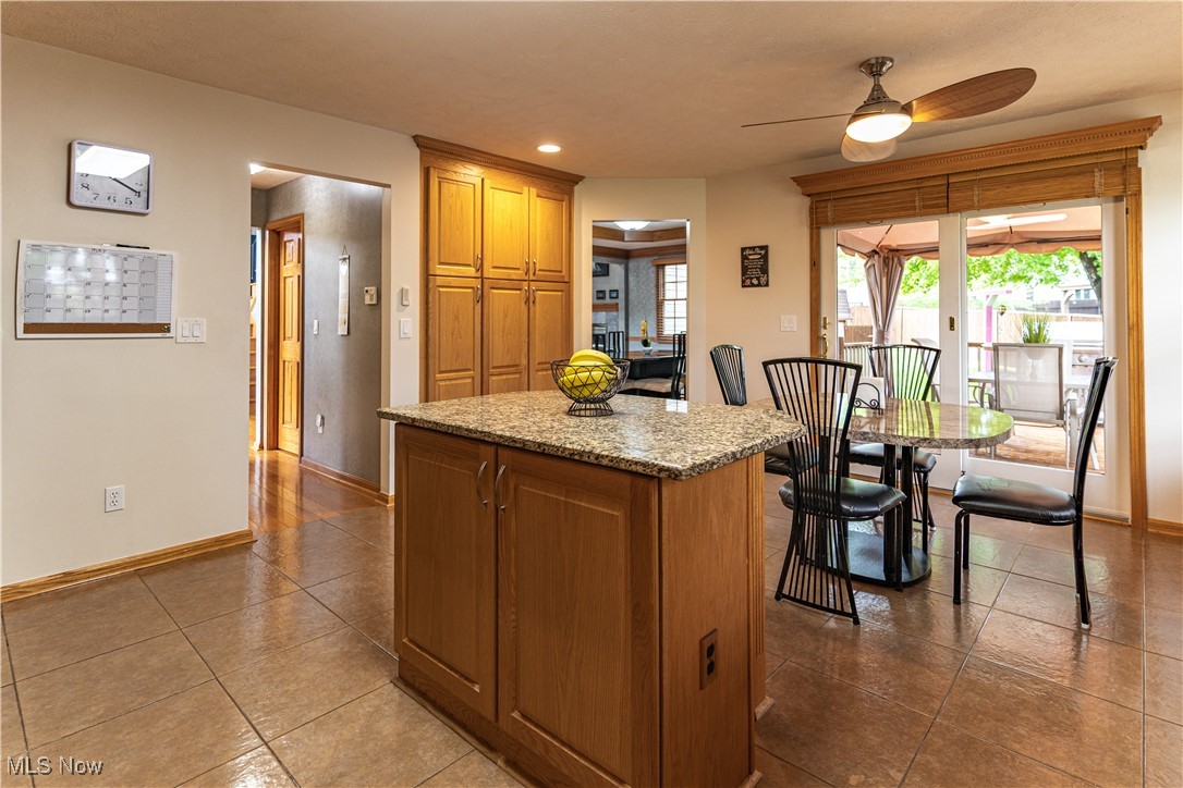16317 Acacia Drive, Strongsville, Ohio image 28