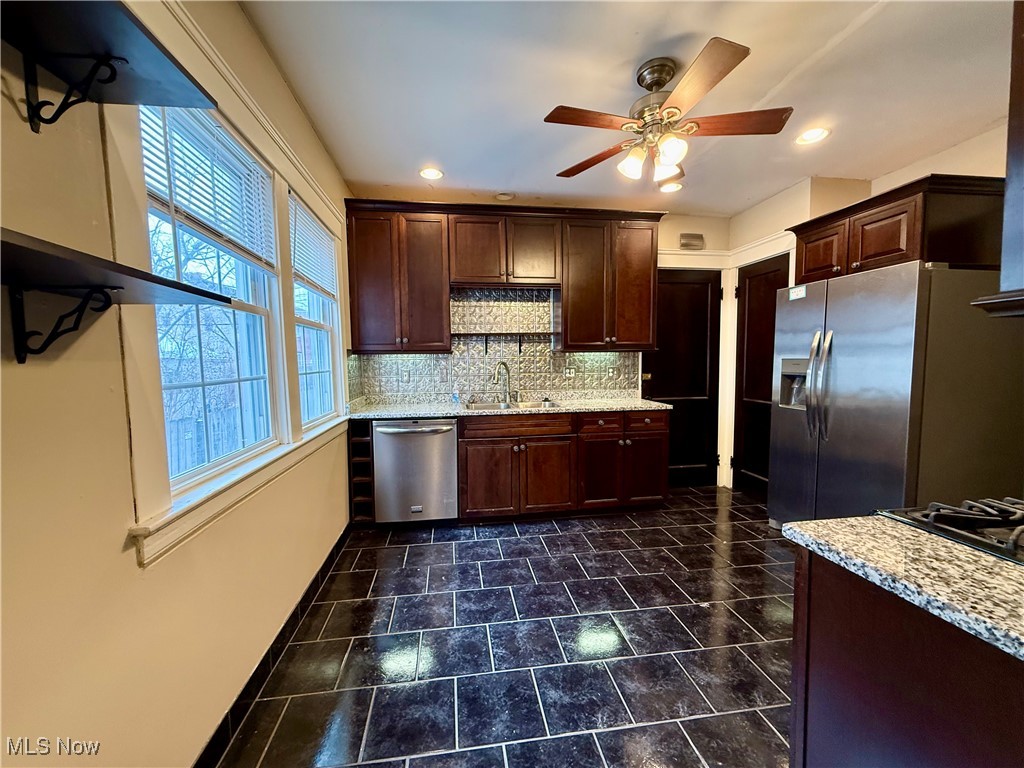 Lakewood Park Sec 22 - Residential Lease