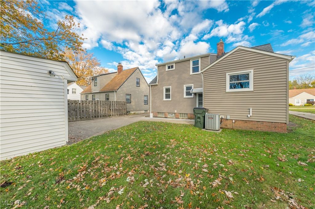 Photo of 1854 E 300th Street, Wickliffe, OH 44092 (MLS # 5167486)