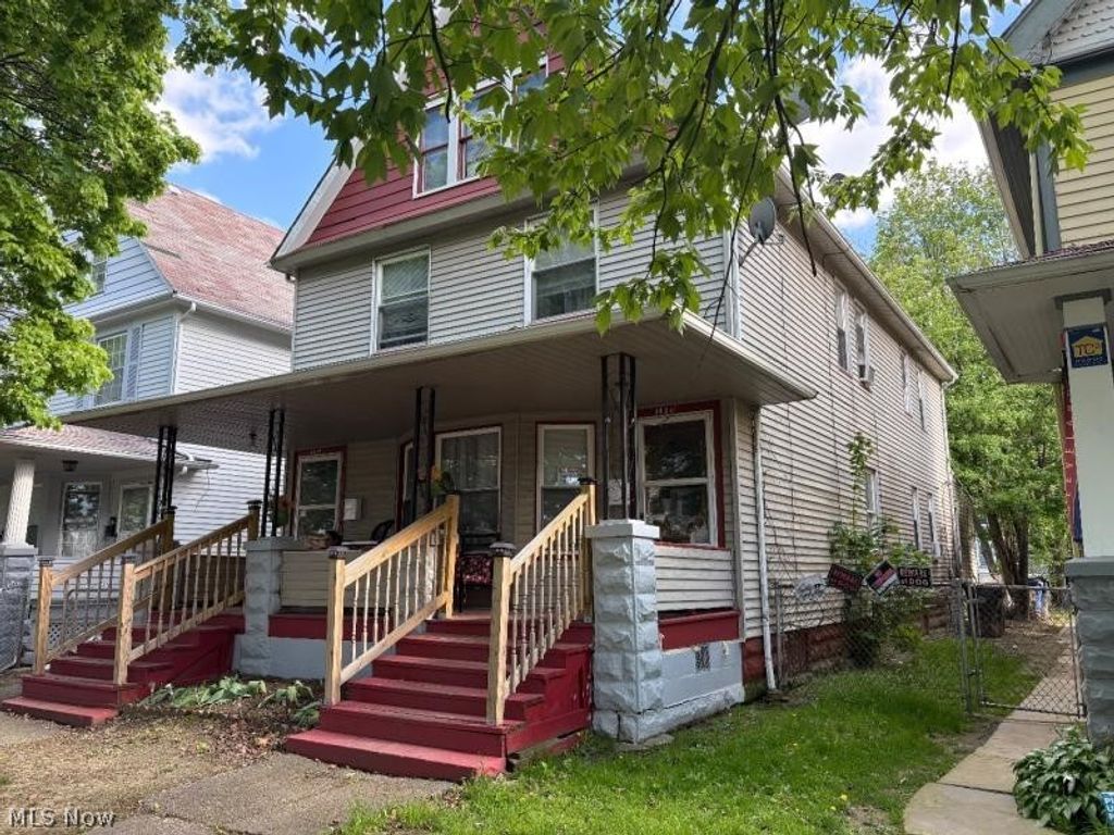 Photo of 3419 Woodbridge Avenue, Cleveland, OH 44109 (MLS # 5206041)