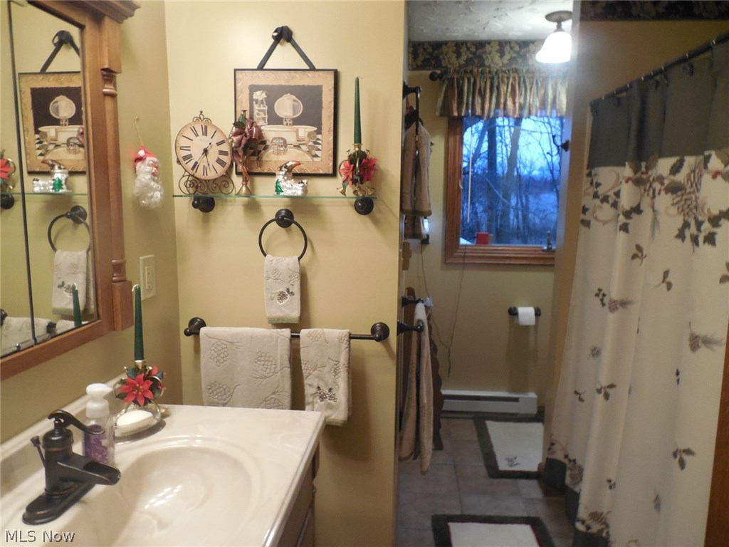 Thomas C Crum 01 - Residential