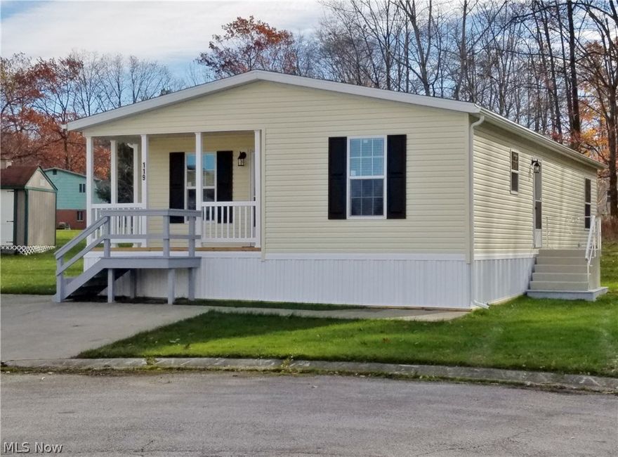 Beautiful Redman Advantage II!! New 2017 manufactured home in back of park.  Lot rent is $285.   Ready for air to be added. Nice covered front porch! Open kitchen with plenty of cabinet space and center island! Open to the dining area! Large living rm and spacious bedrooms. Base house size is 28x56.