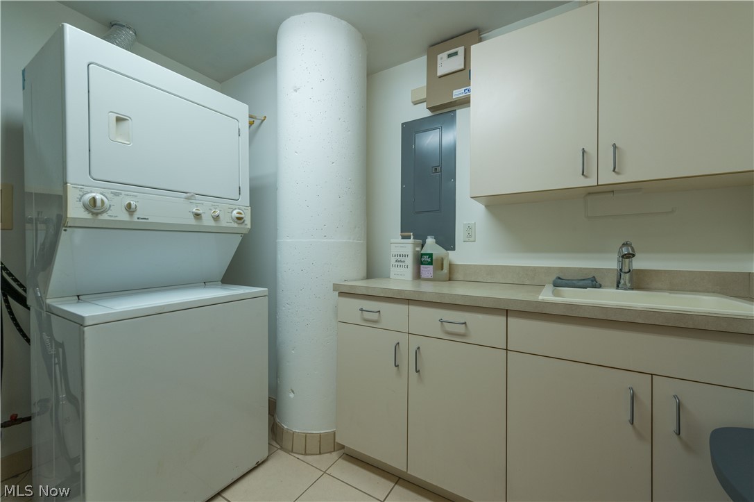 Sincere Bldg Condo - Residential