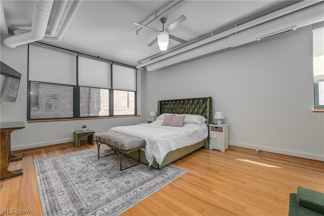 Sincere Bldg Condo - Residential