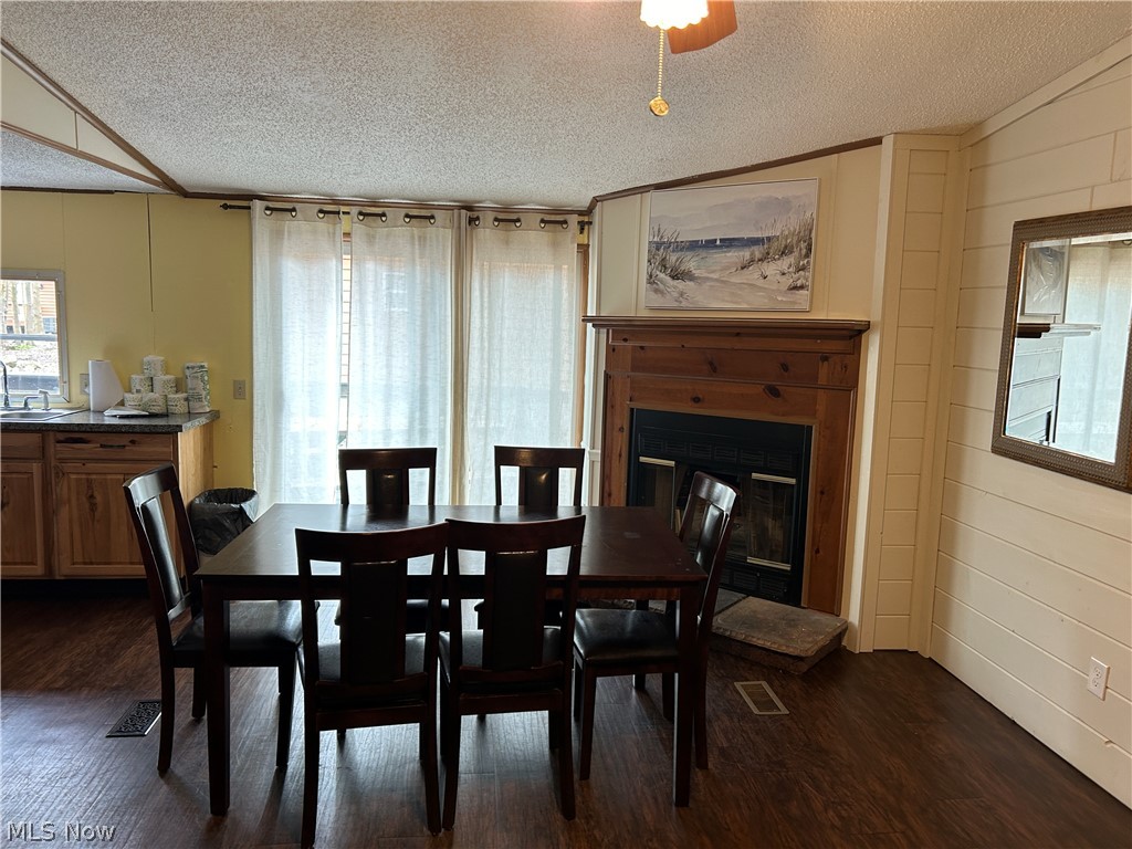 Island Club - Residential