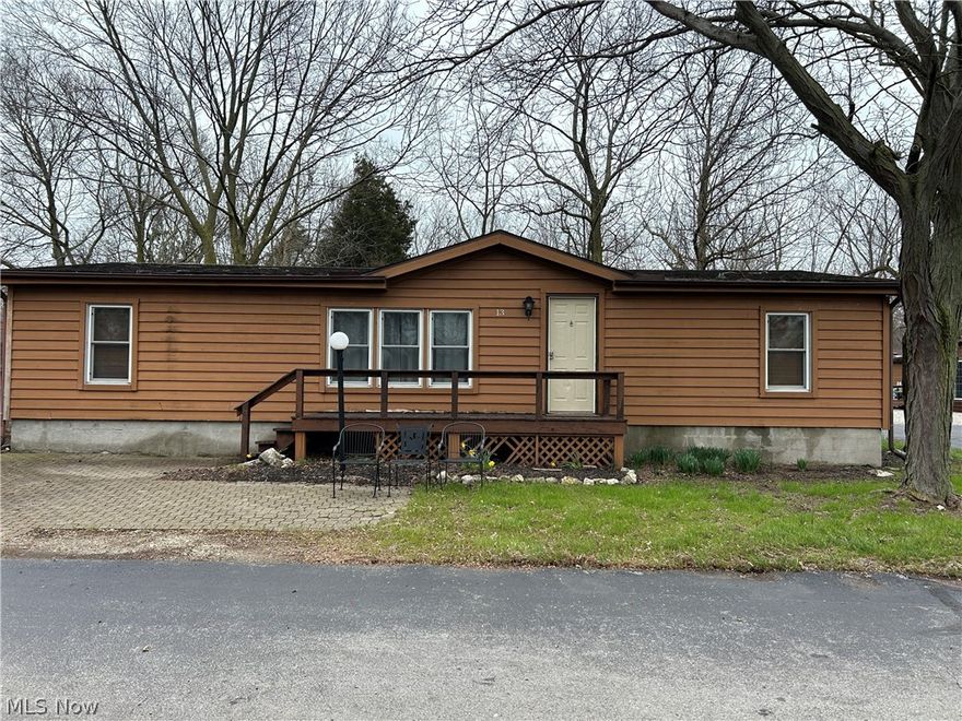 Nice residential or investment property. Rare sale in Island Club on PIB. Completely furnished. Turn key