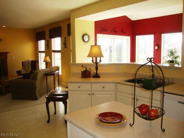 Meadow Lakes 02 - Residential