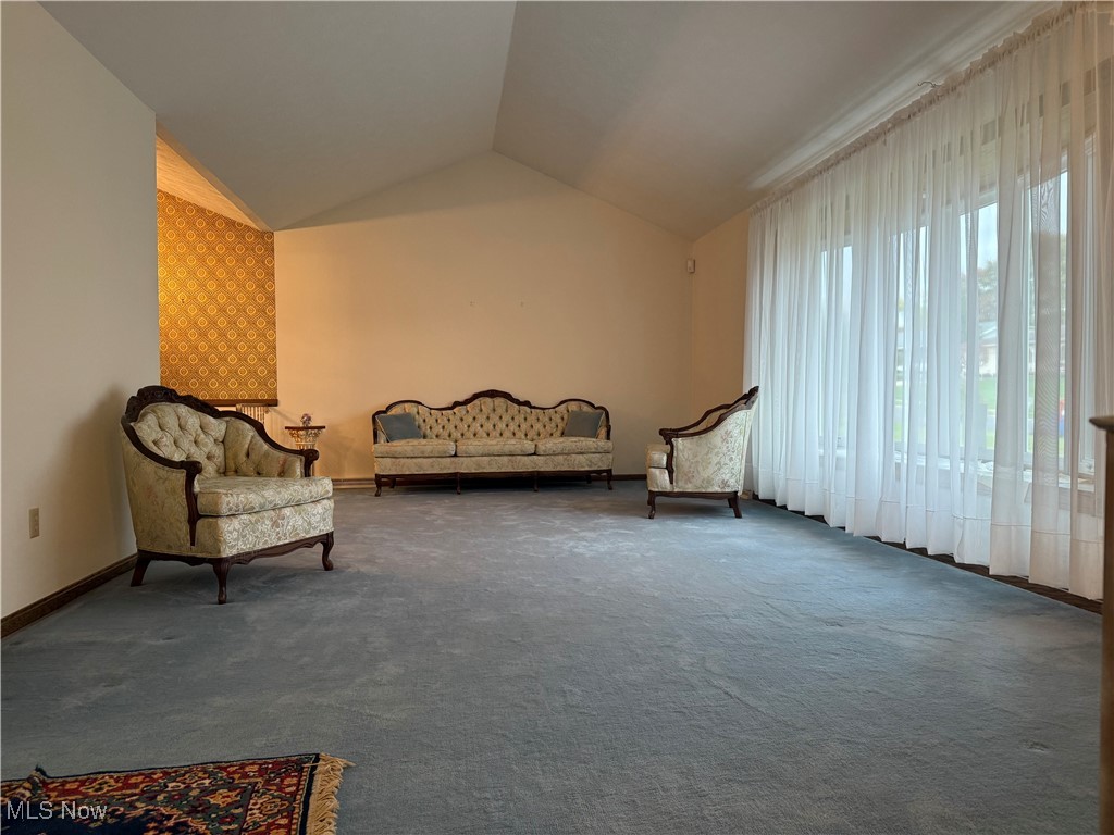 Merlos Golden Park - Residential